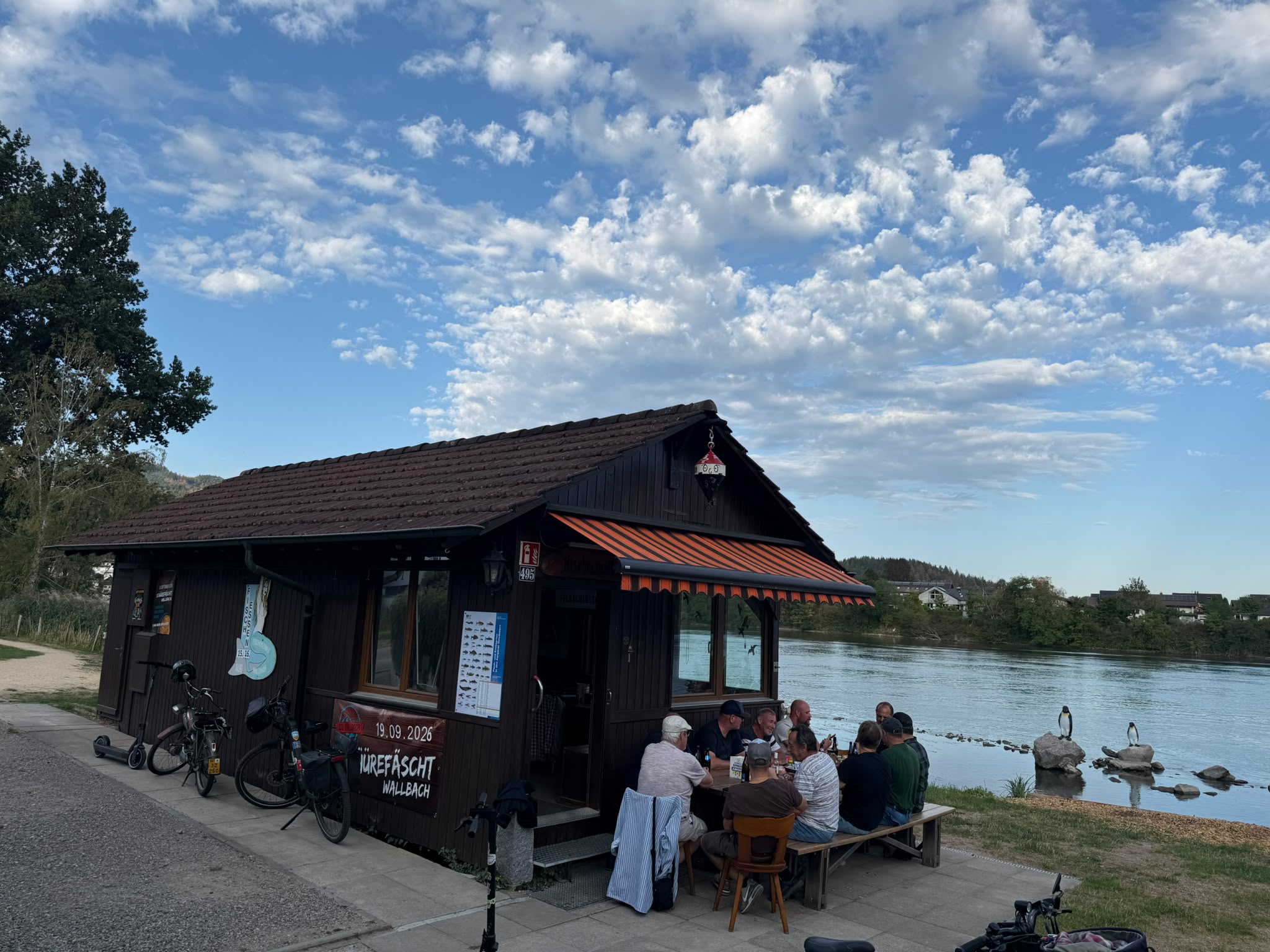 Zunfthütte am Rhein