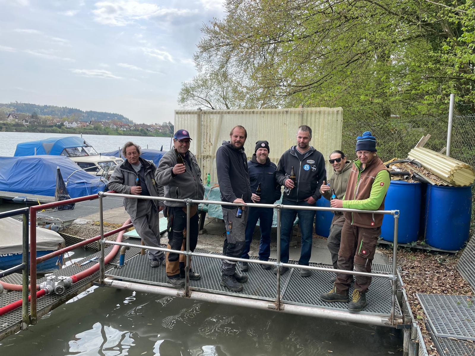 Gemeinsamer Arbeitseinsatz am Rhein