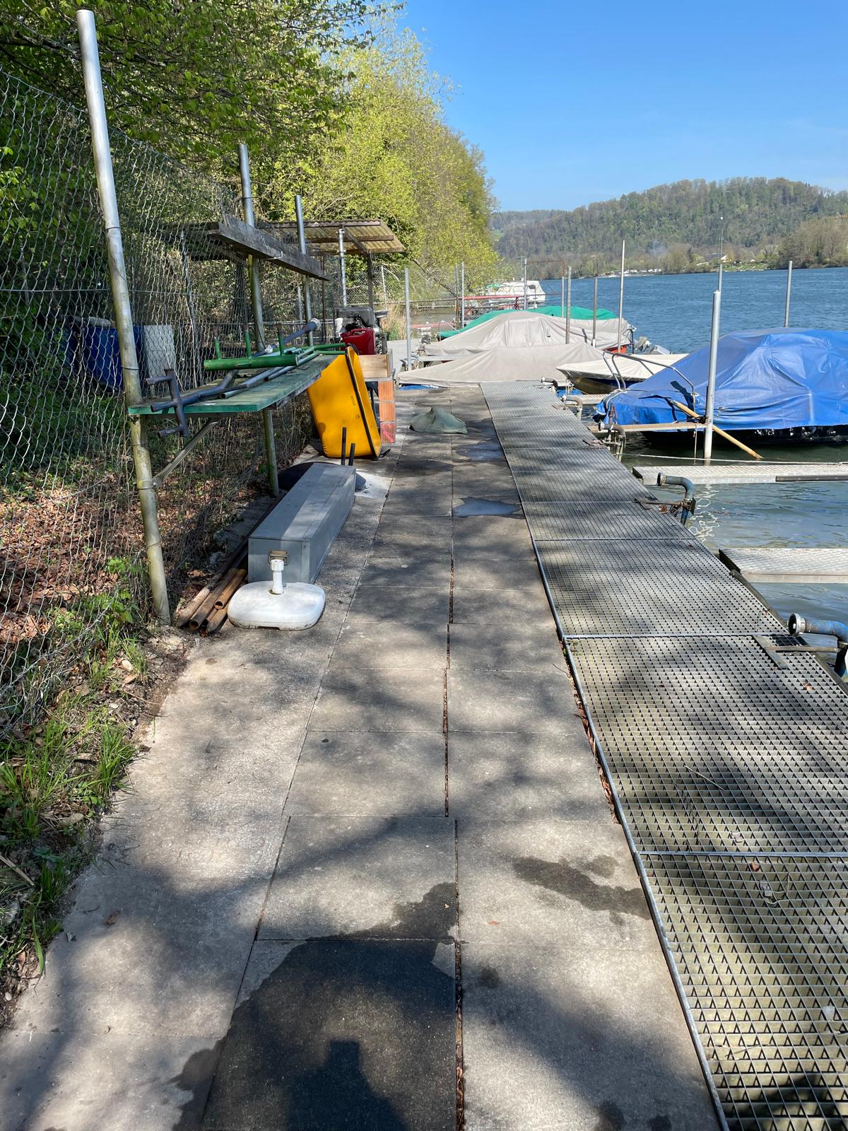 Bootssteg der Fischerzunft Wallbach